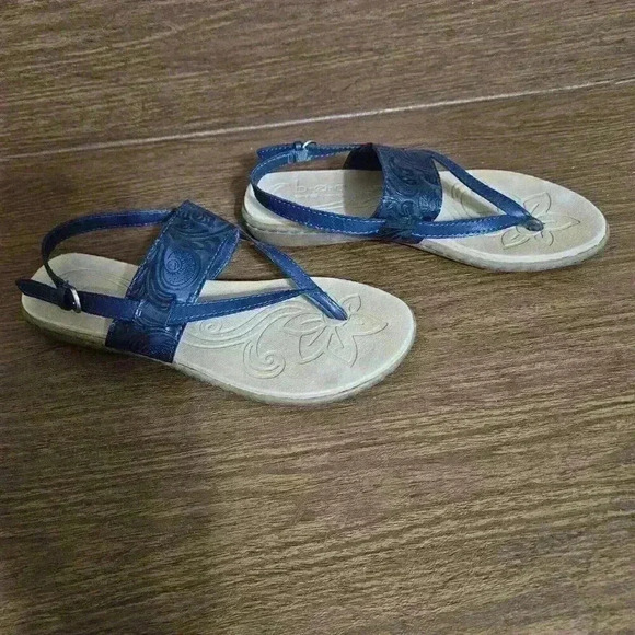 BOC Born Blue Strappy Flat Sandals Womens 7M - Picture 2 of 6